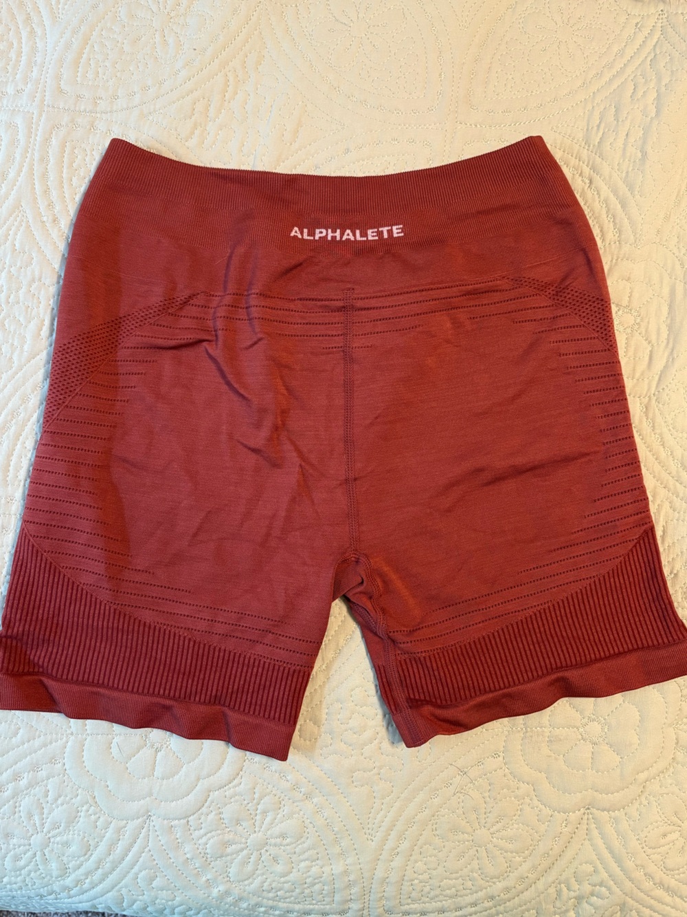 Alphalete Seamless High-Rise Shorts - Rust